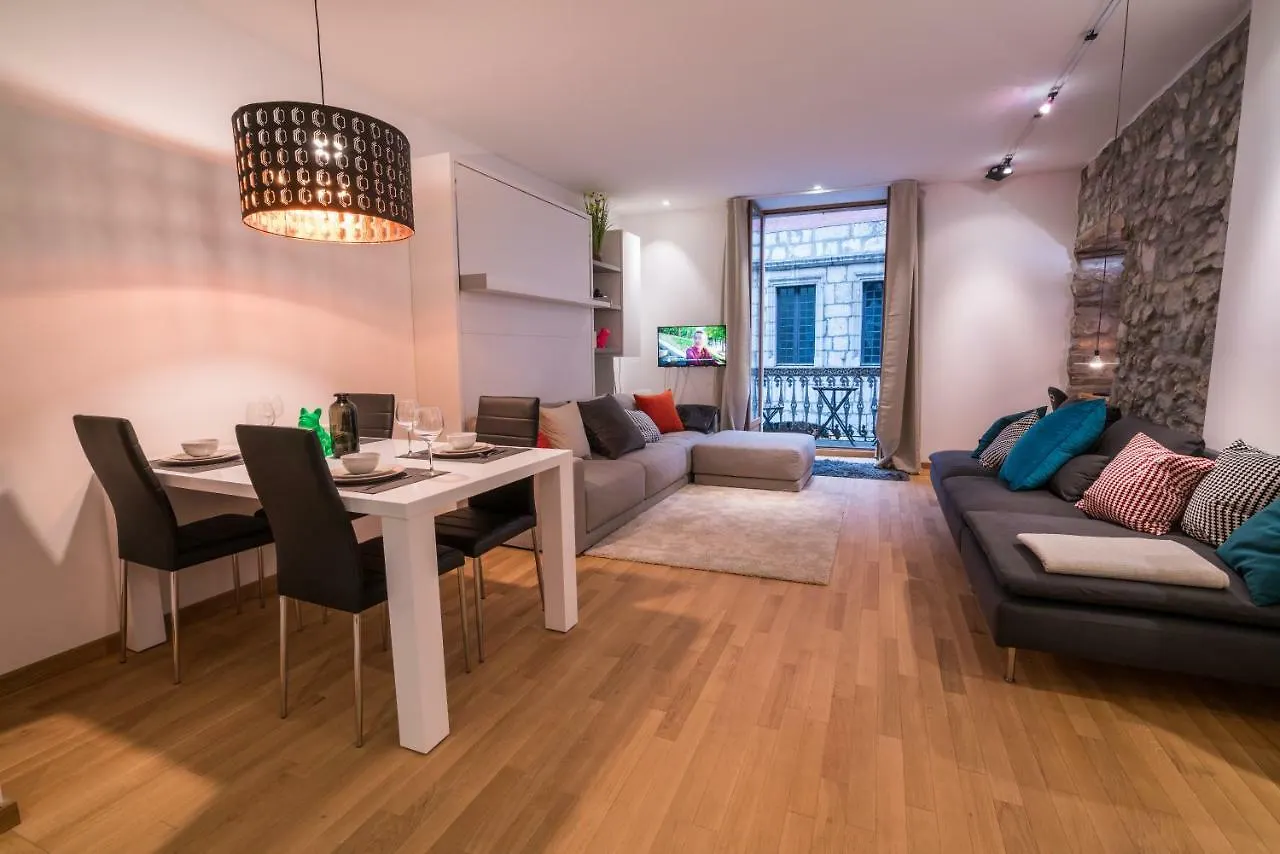 Le Balcon De La Vieille Ville Annecy Apartment